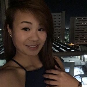 Meet your Posher, Phoebe